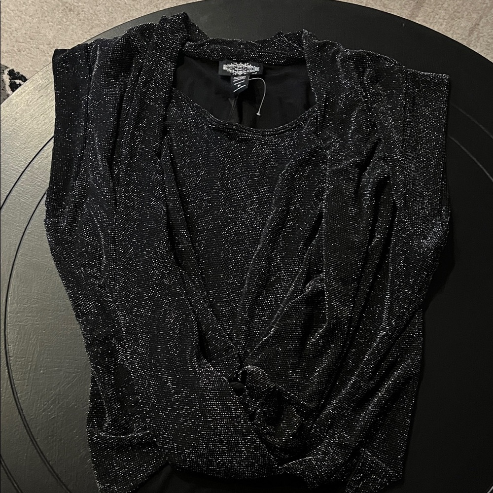 😻PLUS SIZE BEAUTY Elegant Black Shimmer Blouse - Picture 4 of 7